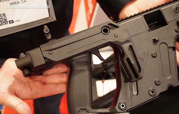 新型の折り畳み式コンパクトストック