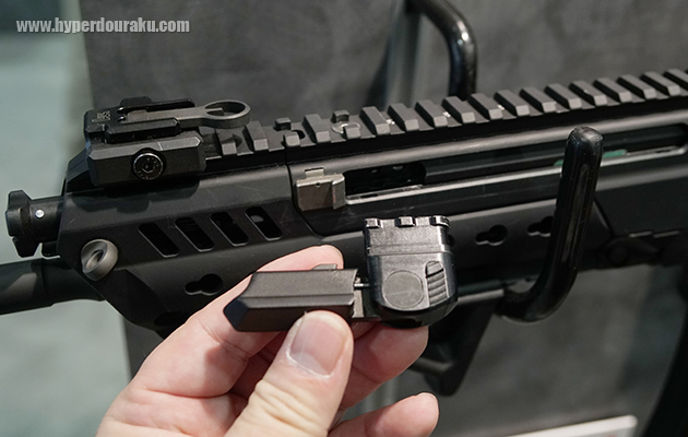 コッキングレバー