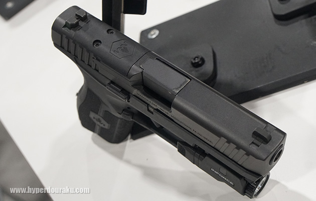 オプティクスマウント装備