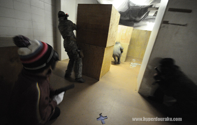 緊迫した接近戦