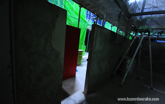 モルタル塗りの壁