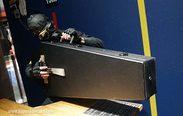 何やら怪しいケース