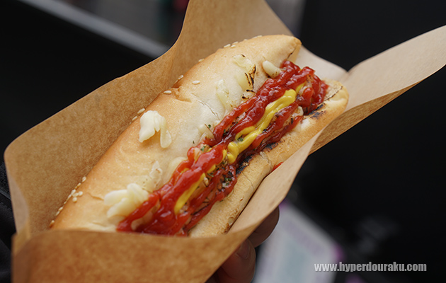 ポリスキッチンのホットドッグ