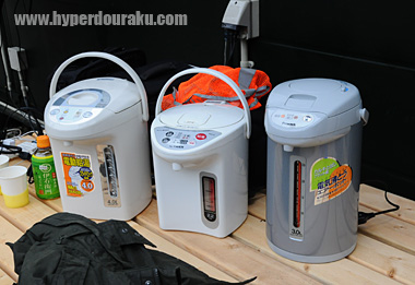 ポットや電子レンジも完備