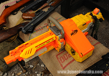 P90の電動メカボを組み込んだナーフ