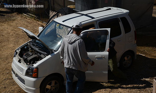 情報屋アブディの車も再現