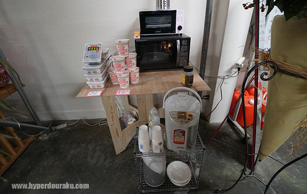 電子レンジ、電気ポット