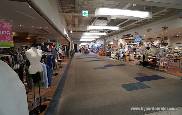 2Fはショッピング街