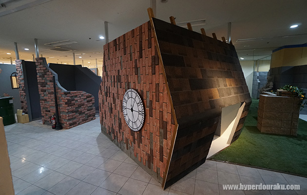 時計塔が崩れ落ちた