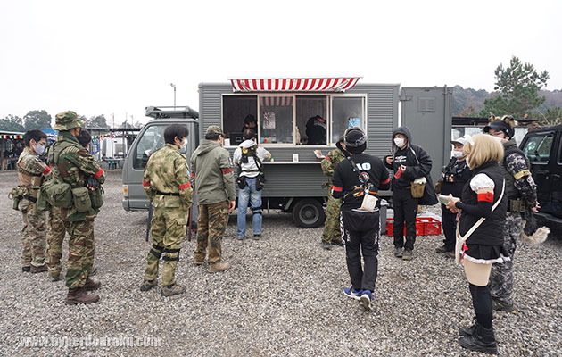 シューティングCafe&BAR HACECTとまり木