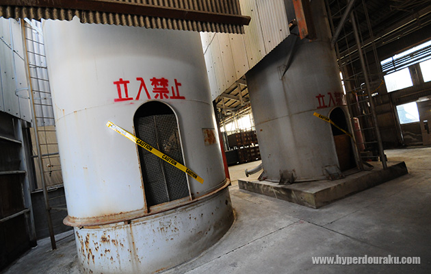 サイロがF2中央部にそびえ立っている