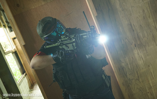 光を通さない暗さ