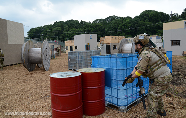 敵の発見はなかなか難しい