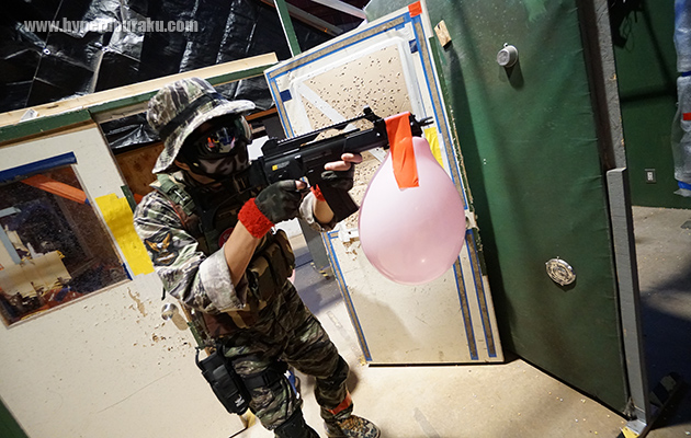 10禁のフルオートで撃ちまくり