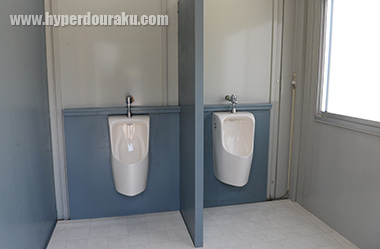男性トイレ