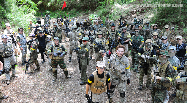 M4チームがスタートポジションに集結