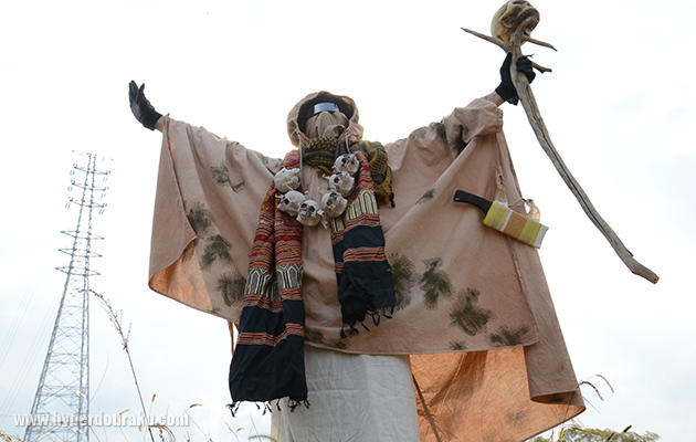 世紀末なら怪しげな宗教だってOK