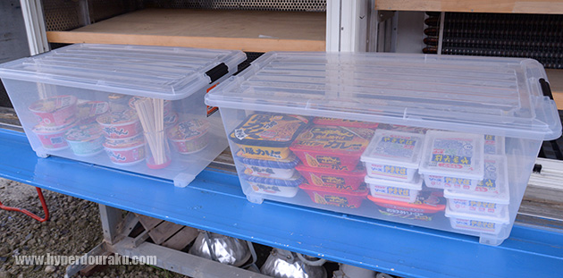 カップ麺の販売