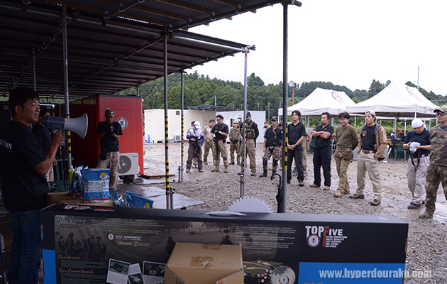 あいにくの雨模様
