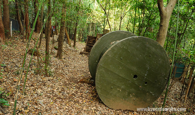 フィールドバリケード