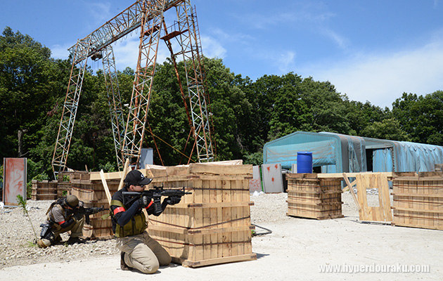 BHDの国連軍基地テントとバカラマーケットをフィールドイメージ