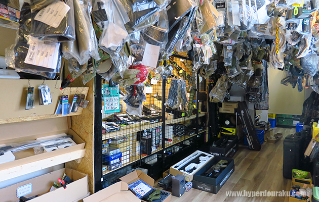 トイガン、関連アイテムの品揃えも豊富