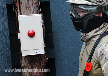 フラグはスイッチ式のブザー