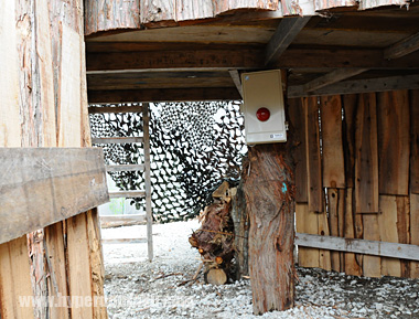 タワーの1階部分のブザー