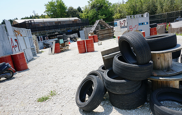 いかにもスラム街という雰囲気が