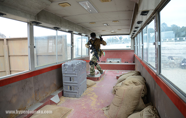 バスの中も激戦区