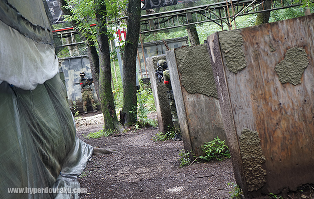 キャットウォーク下