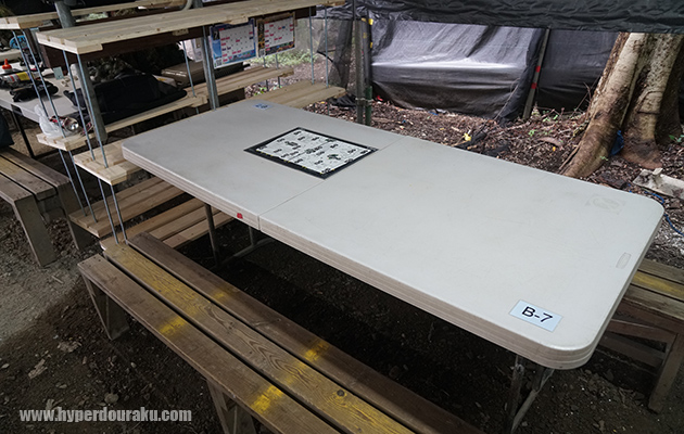 棚付きテーブル