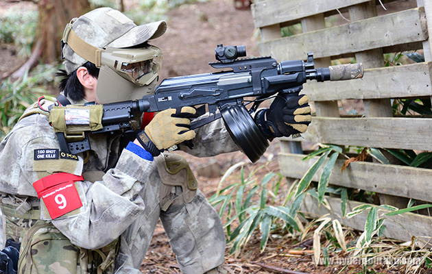 βスペツナズにドラムマガジン