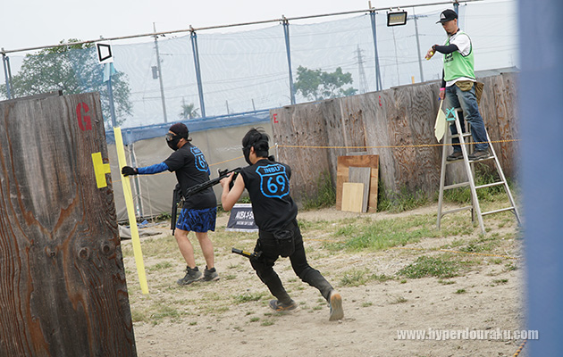 3秒間バーを保持すれば勝利