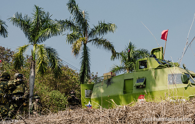 行動不能になる装甲車