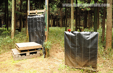 背の高い障害物