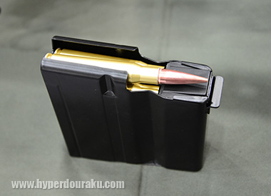 マガジンも大きい