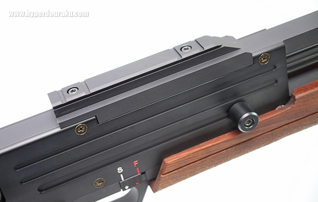 マウントベース