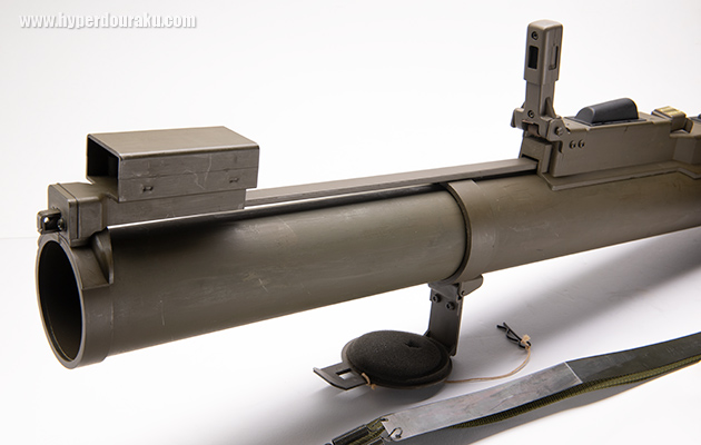 後部の筒を展開