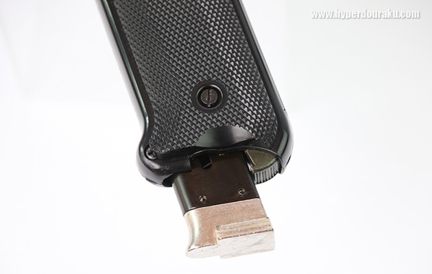 マガジンキャッチ