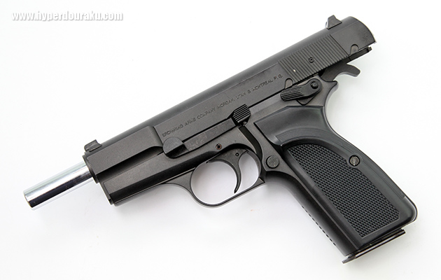 グリップとサムセフティ