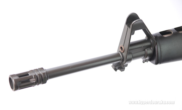 フロントサイトベースの根元から発射