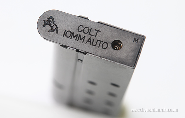 マガジンボトムプレート