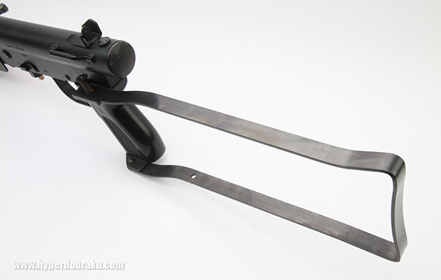 スチール製のストック