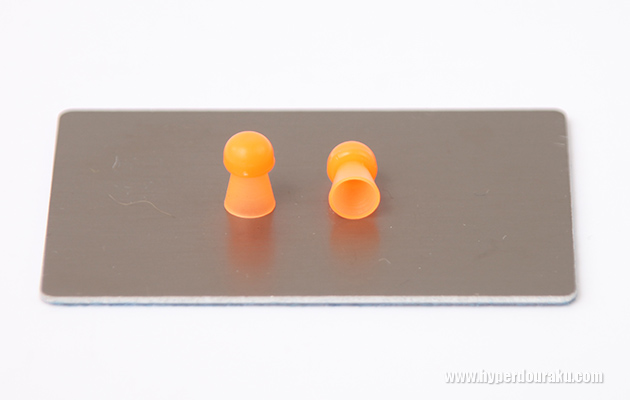 ソフトビニール製