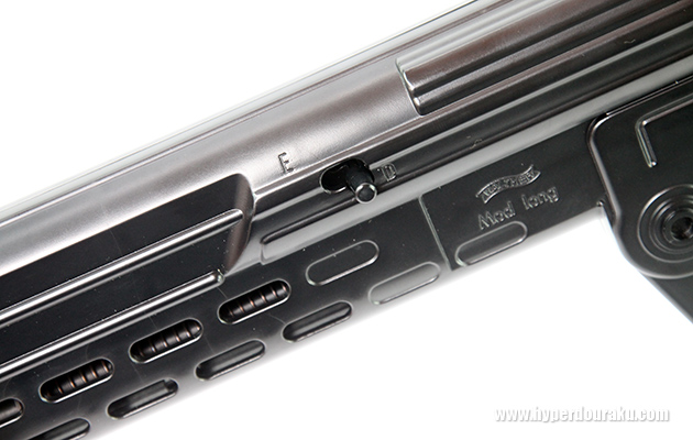 セミ/フル切り替えレバー